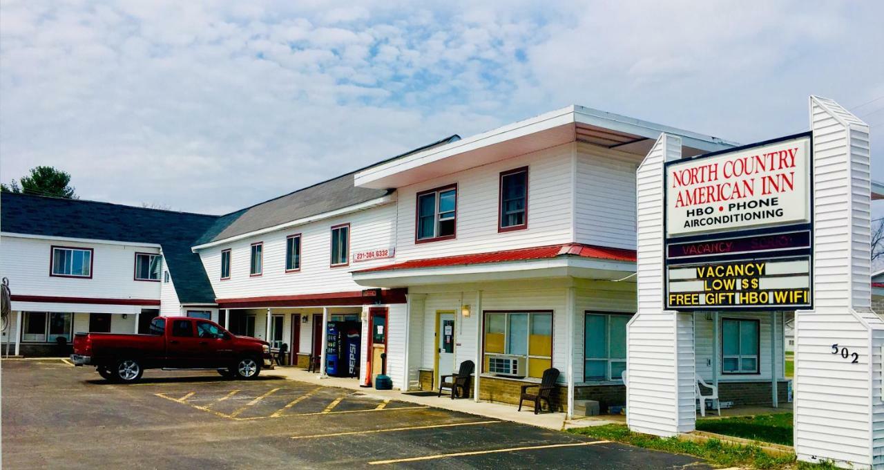 North Country American Inn Kalkaska Exterior foto